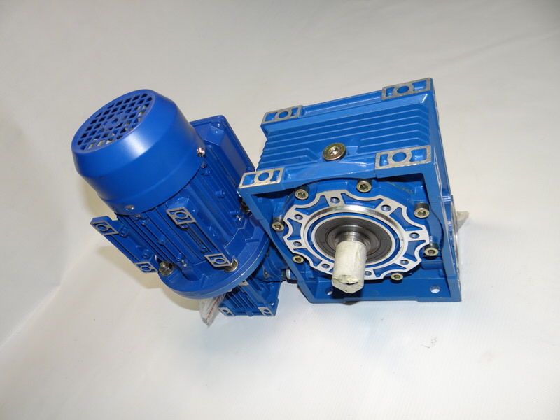 Мотор-редуктор DRV 40/75-1800-0,7-0,1В5-AS1, шт