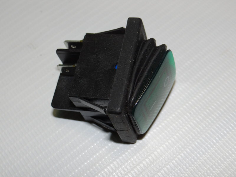 Переключатель влагозащитный SC 767 B WL, 4c 220V, зеленый, на корпусе две пары узких фиксаторов