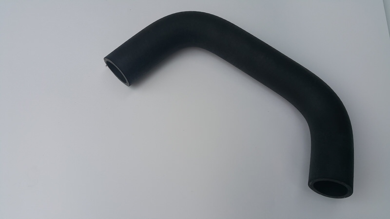 Патрубок радиатора