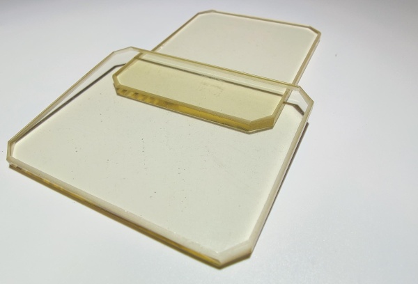 Стекло термостойкое 73,5*58,5*4 мм Робакс