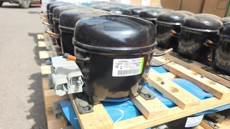 Компрессор Embraco EGAS 100HLP 242Вт R134a, LBP