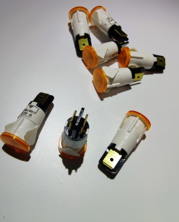 Лампа сигнальная желтая