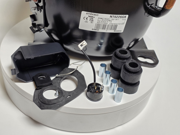 Компрессор NT 6226GK R404a Embraco 3252Вт MBP код 923BA0204AF