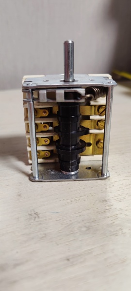 Переключатель 43.24232.00