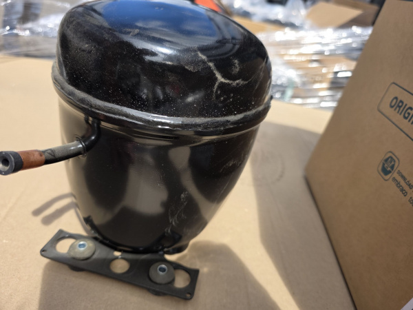 Компрессор Embraco EGAS 90HLR R134a 219Вт LBP