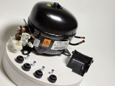 Компрессор EMY 3118Y R600 Embraco 212Вт LBP