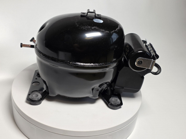 Компрессор EMTS 6170 Z Embraco HBP (Ткип. 7.2C Тконд. 54.4C) - 809Вт R134